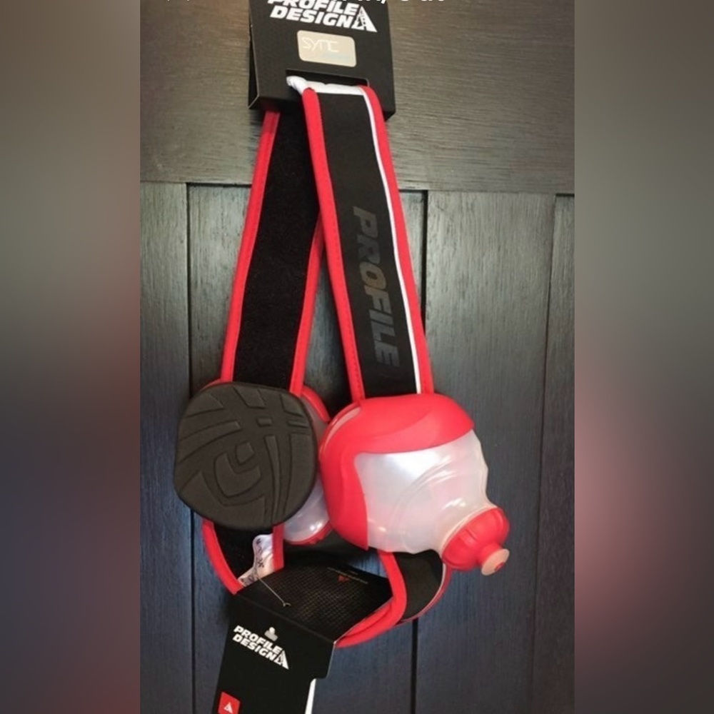 Water Belt NEW Profile Design Sync Bottle Hydration Belt Size Medium 31"-34"